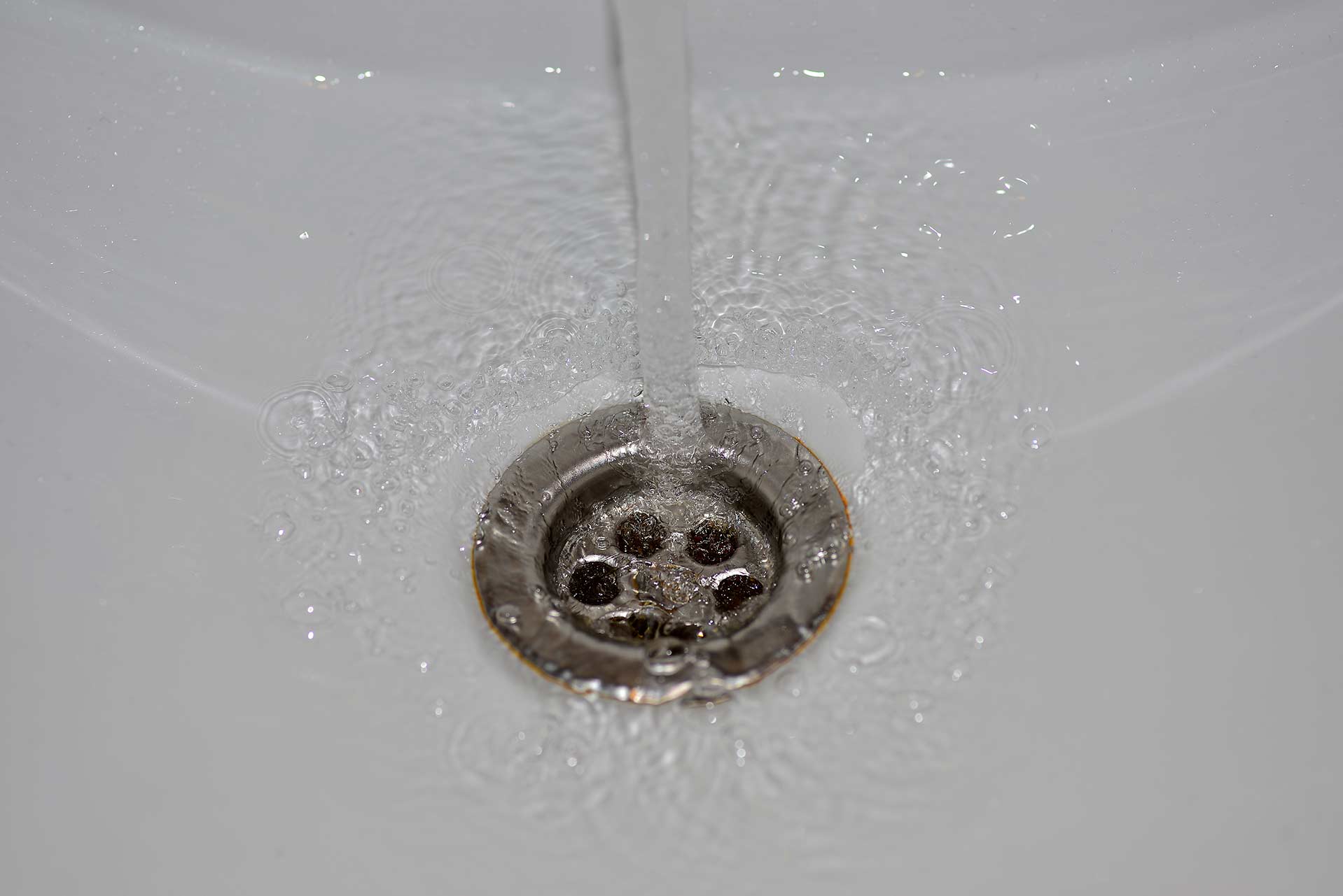 A2B Drains provides services to unblock blocked sinks and drains for properties in Louth.